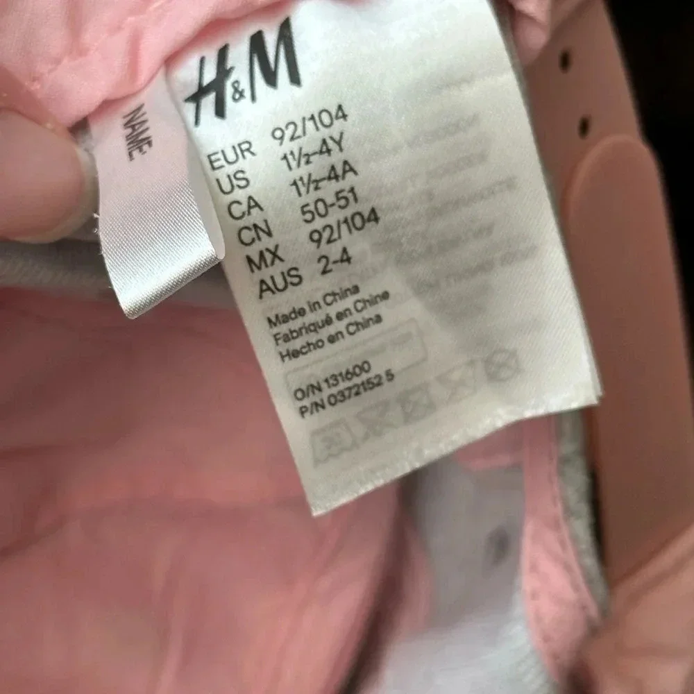 H and m future hero girls hat